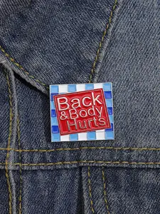Back & Body Hurts Letter Design Brooch, Fashion Brooch for Women & Men, Enamel Pin Suitable for Backpacks, Jeans, Scarves, Hats Decoration, Fashion Accessory, Men's Accessories