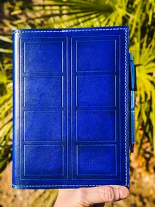 Doctor Who: TARDIS Notebook Cover