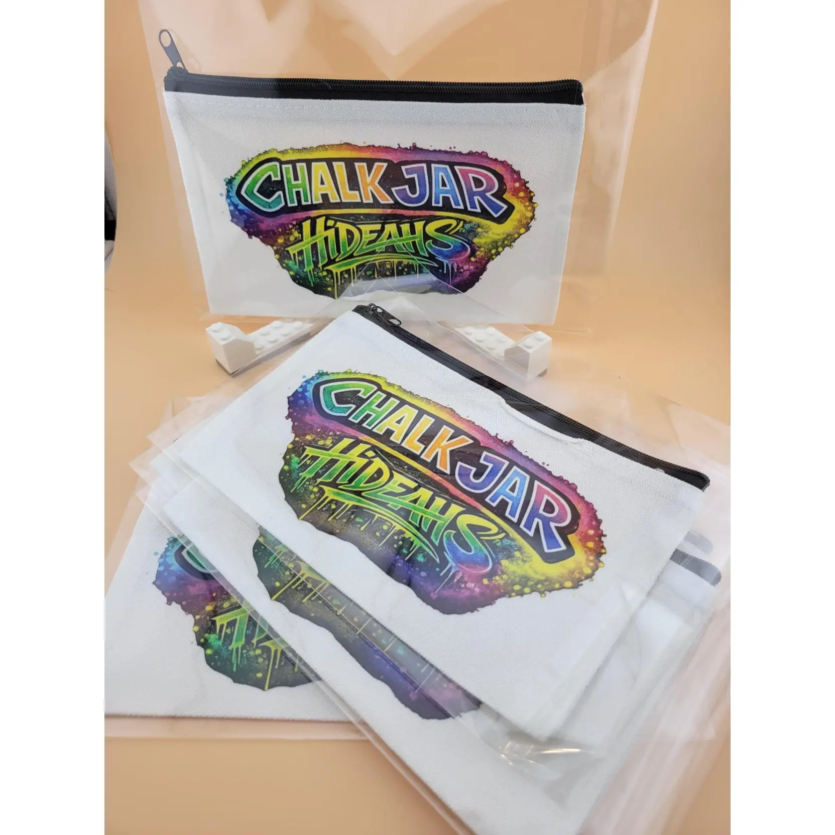 Hideahs Branded zip bag