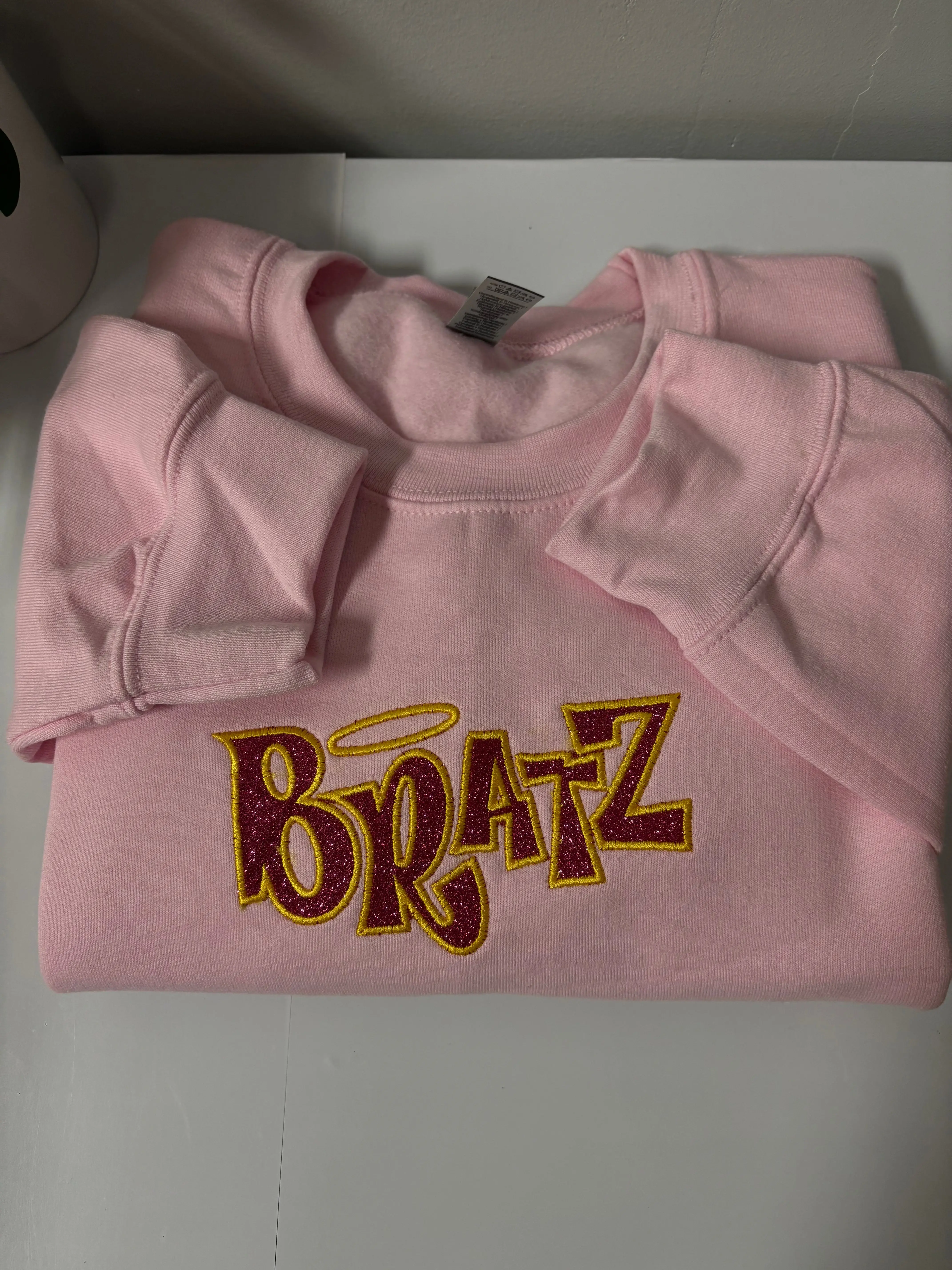 Bratz-Inspired Appliqué Crewneck – Pink Y2K Vibes Sweatshirt