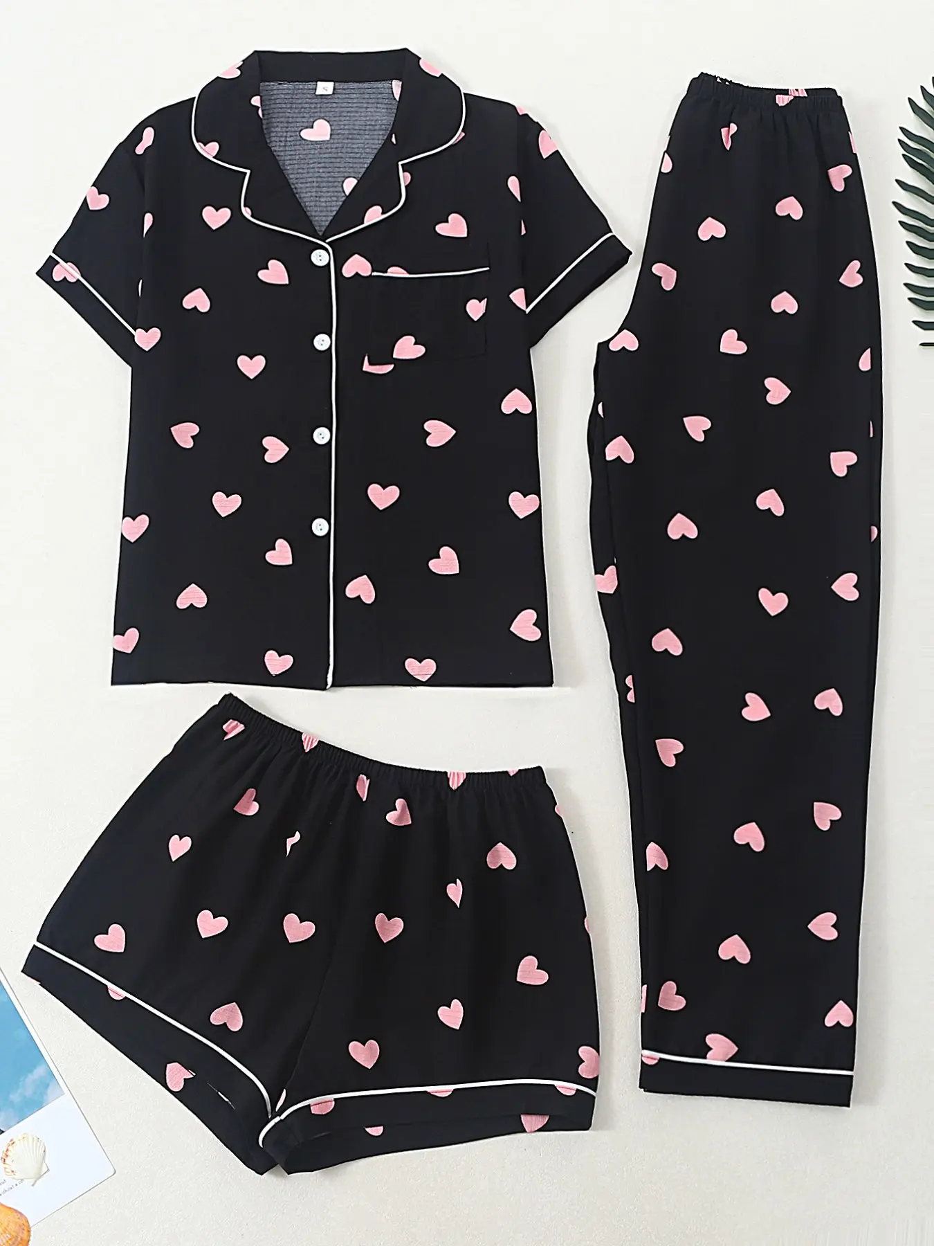 Three-Piece Women's Pajama Set, Short Sleeve Open Front Top + Shorts + Long Pants, Heart All over Print, Casual Fitted Sleepwear Loungewear Set, Lady Womenswear Pjs, Casual Pajamas Outfit