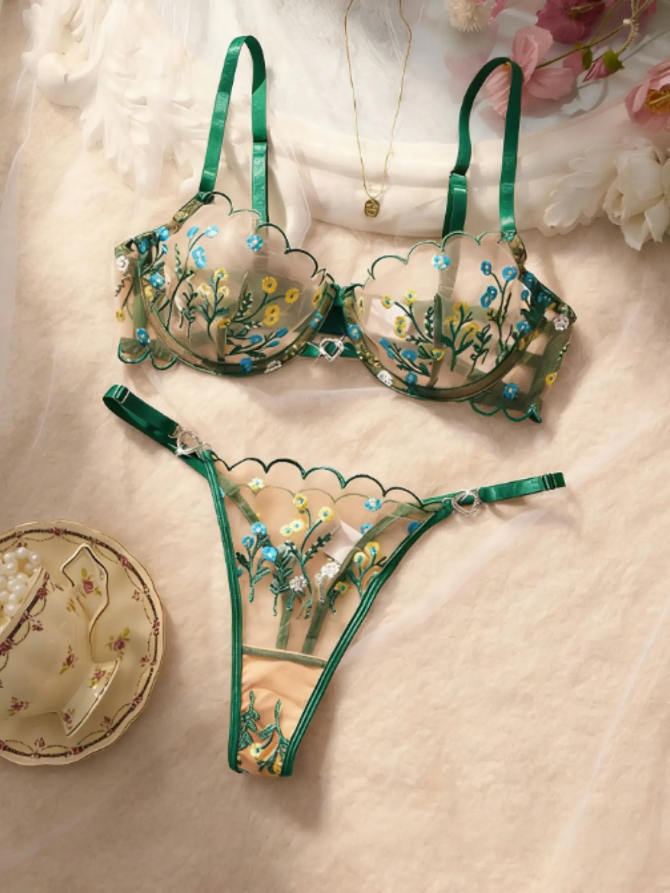 Women's Sexy Bra Set, Romantic Healing Style, Embroidered Semi-Transparent, Adjustable Straps, Max Support, All Seasons, Underwear Sets, Curvy