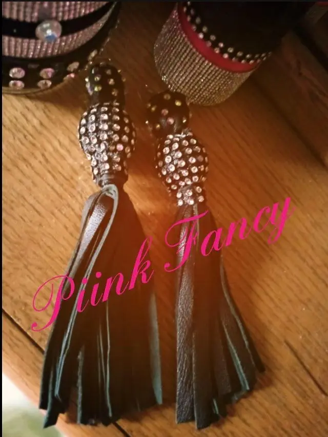 leather fringe drop style earring