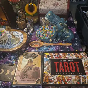 Cozy Card Pull  Oracle & Tarot Options