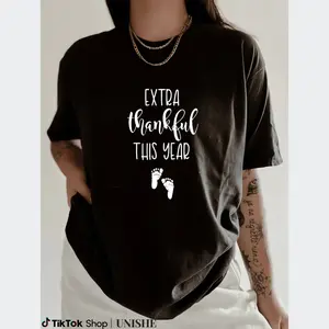 Cozy Fall Maternity Tee – Extra Thankful This Year Pregnancy Shirt for Thanksgiving