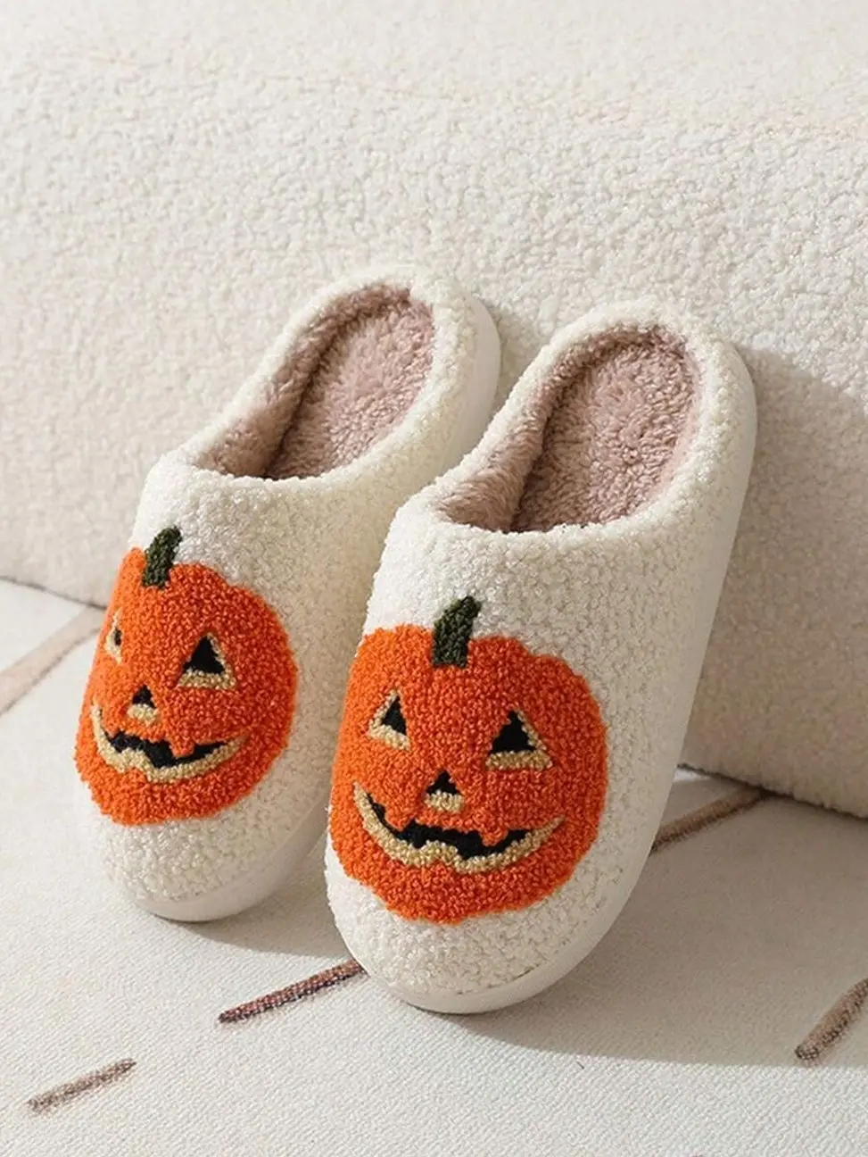 Halloween Plush Slippers for Women & Men, Pumpkin Head & Ghost Bear Fuzzy House Shoes, Thick Warm Fluffy Anti-Slip Indoor Outdoor Slippers for Fall, Autumn & Winter, Cozy Holiday Gift