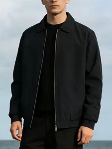 Men's lightweight casual jacket, Menswear, 100% polyester fiber, zipper closure, lapel design, simple and versatile business jacket, easy to maintain fabric, machine washable, suitable for work, travel and formal wear, spring and autumn