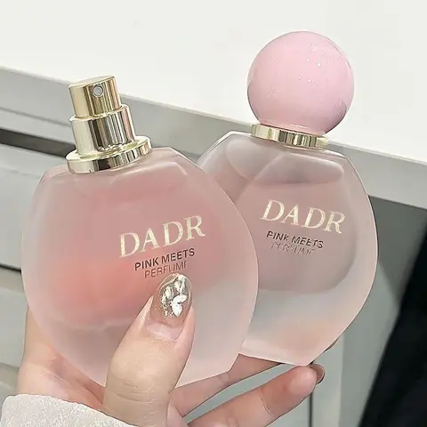 Women's Alcohol-Free Perfume - Single Bottle, Floral Sweet Strawberry Fruity Scent, Aromatic Fruity Fragrance, Long Lasting Perfumes, No Harmful Additives, Youthful, Ideal for Casual-Formal Occasions, Women's Personal Care Gift