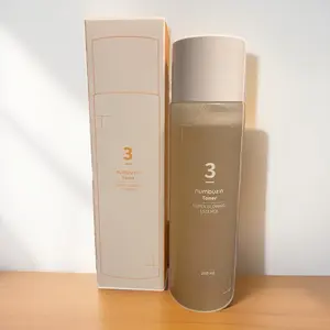 numbuzin No.3 super glowing essence toner