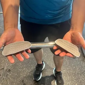 A pair of non-slip sports gloves - widened and thickened rubber hand guards, suitable for weightlifting, pull-ups, gym workouts, unisex, silicone fitness hand pads, soft and comfortable