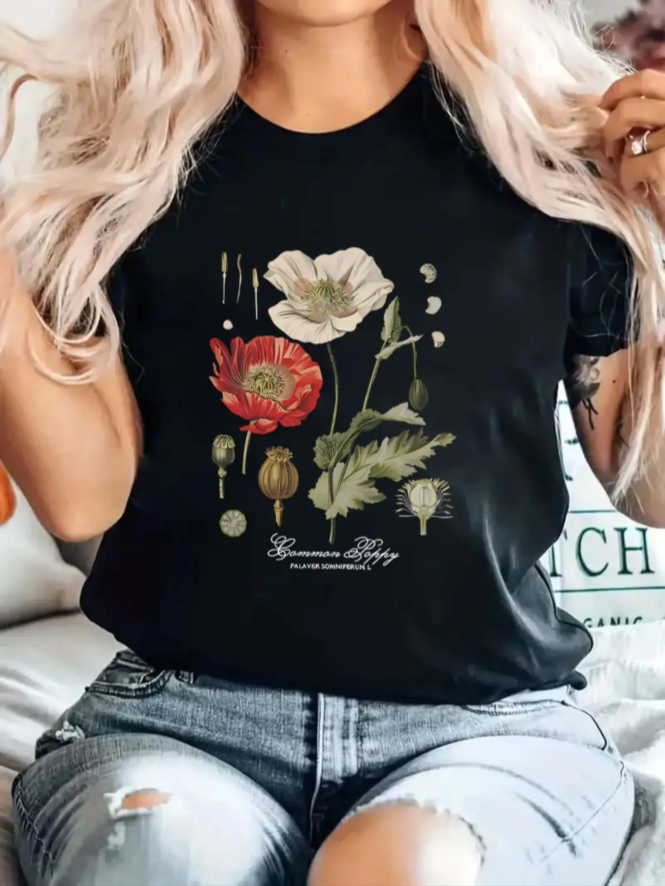 Women's Floral Graphic Print Round Neck Tee, Fashion Casual Short Sleeve T-shirt, Ladies Summer Clothes for Daily Wear