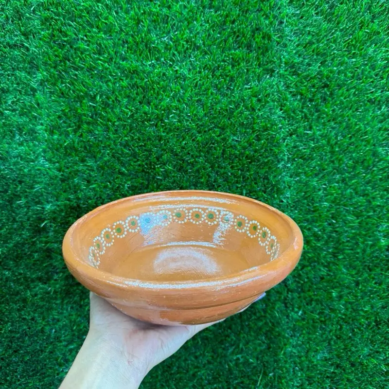 Pozolero Plate of Deep Clay 8.5In Sets. Pozolero Plate of Deep Clay 8.5In Sets.