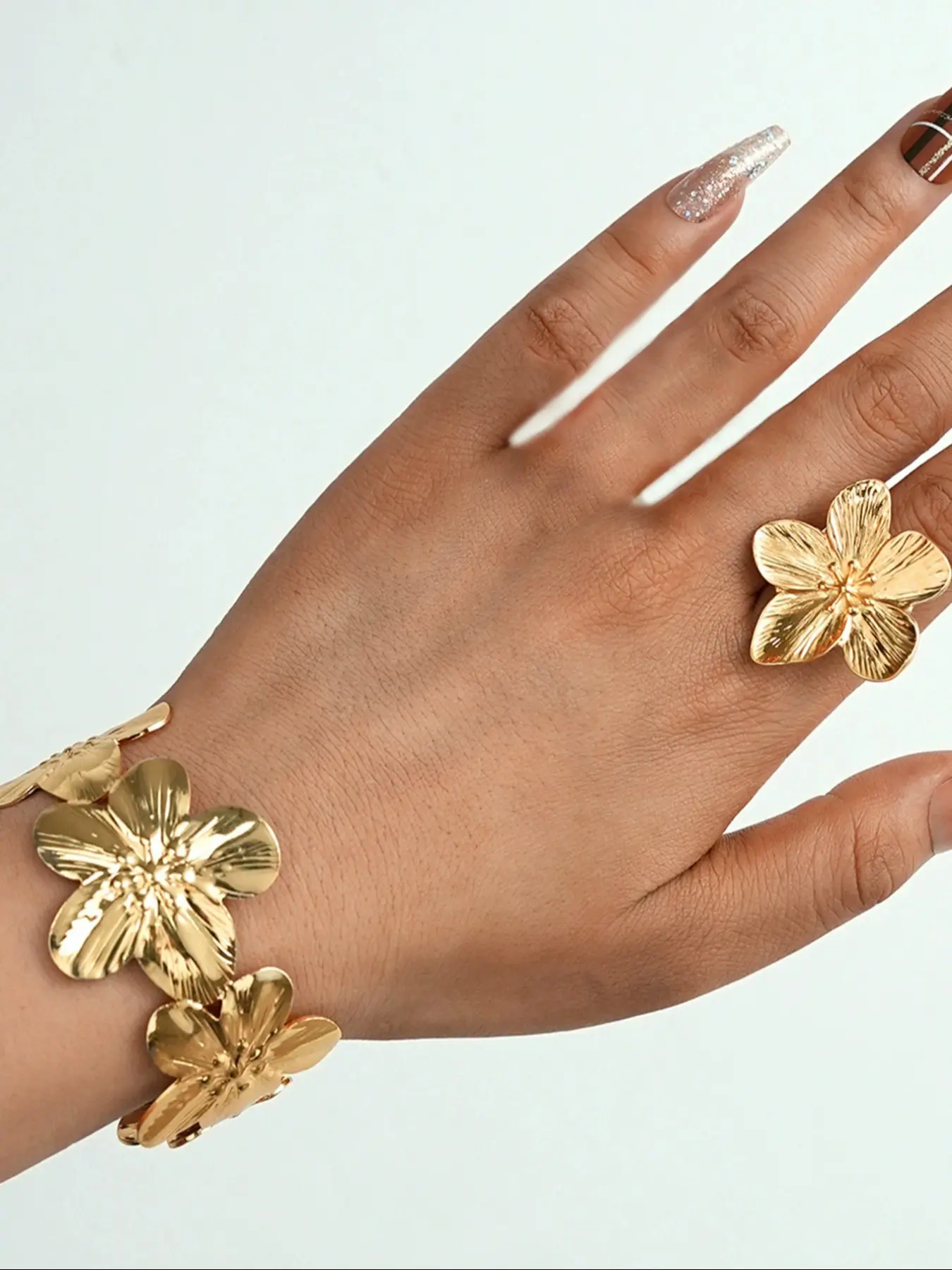 Women's Ring Bracelet Set, Summer Vacation Beach Non-Fading Plated Stainless Steel Flower Open Rings Chunky Bangles
