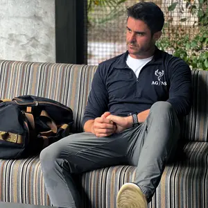 AG/NS The Standard Quarter Zip