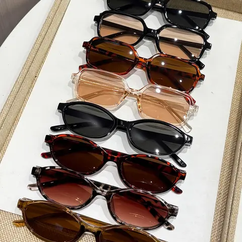 Women's 8-Pack Trendy Slim Casual Lightweight Durable Leopard Pattern Small Frame Plastic Fashionable Sunglasses Set, Perfect for Driving, Camping, Fishing, Parties, Stylish and Comfortable