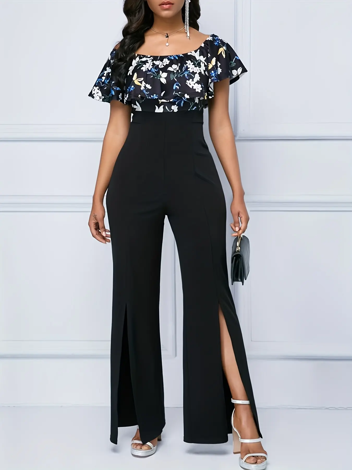 Women's Floral Patchwork Print Off Shoulder Fitted Split Flare Leg Jumpsuit, Elegant Feminine Style Ruffle Trim Short Sleeve Bell Bottom Jumpsuit for Summer, Fashion Women's Jumpsuit for Vacation Party