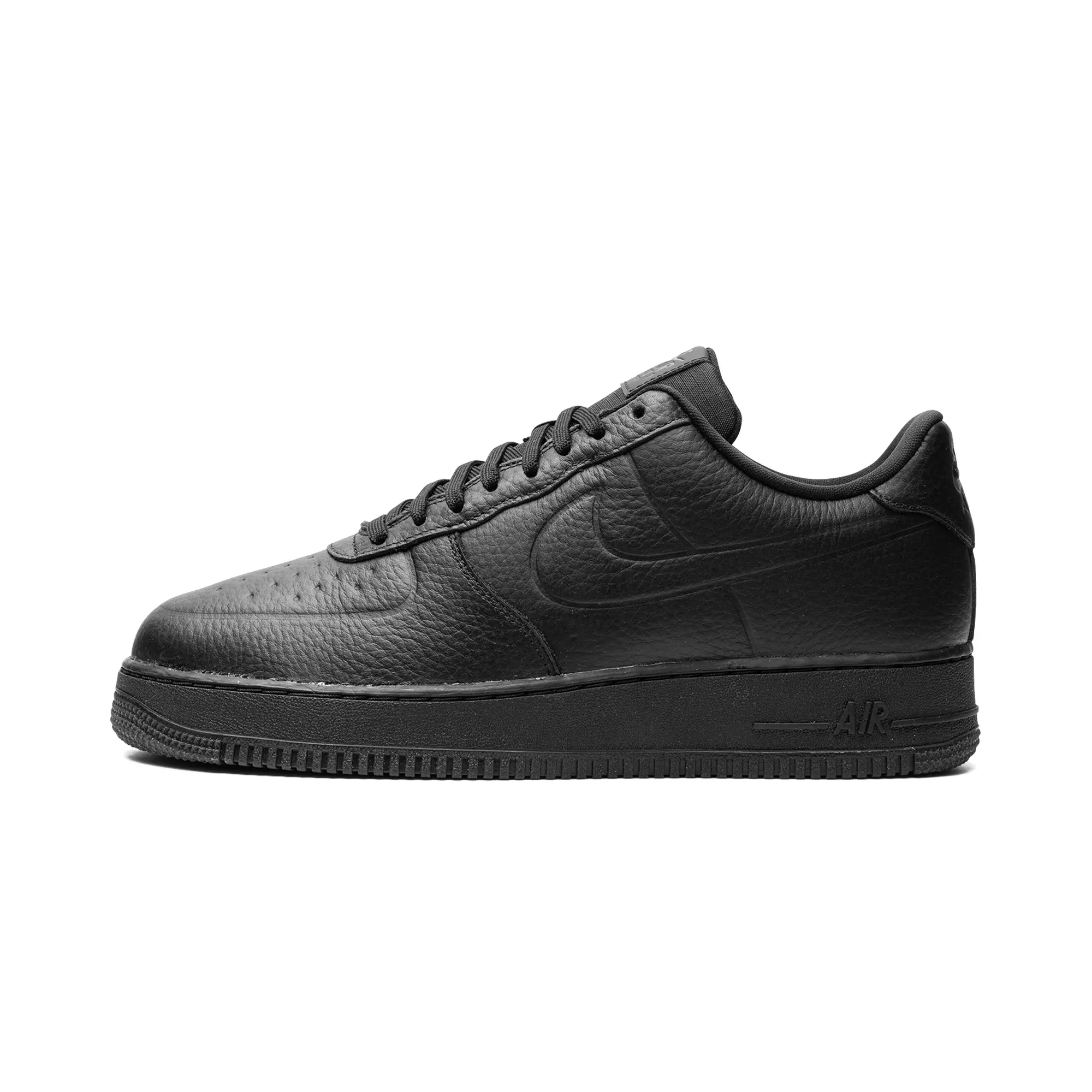 Air Force 1 Low Waterproof "Triple Black" FB8875 001