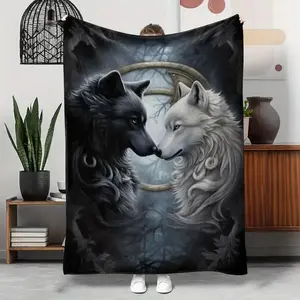 Wolf Pattern Blanket, 1pc Soft Warm Throw Blanket, Air-conditioned Room Blanket, Warm Nap Blanket for Home Office Travel Camping, Flannel Throw Blanket