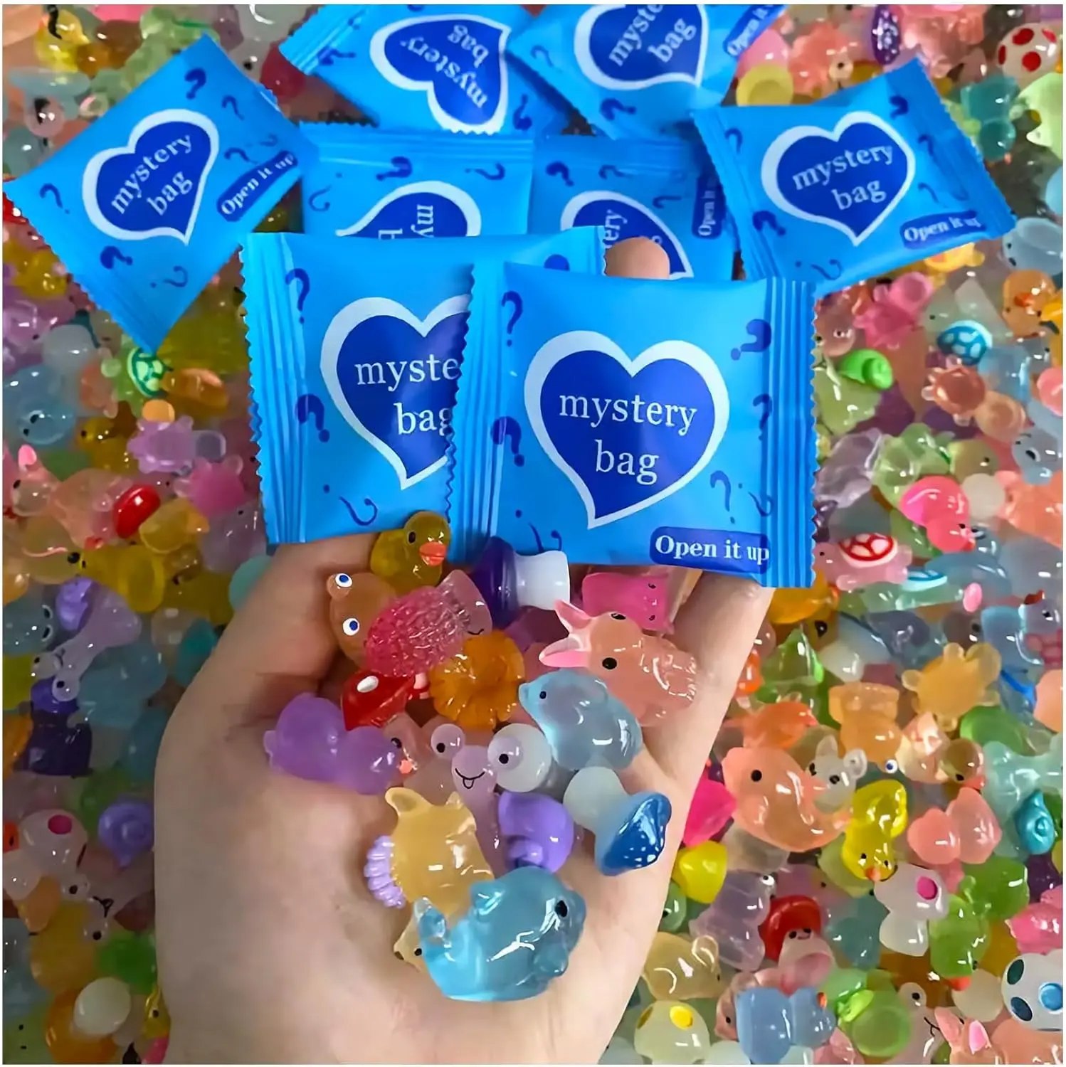 100Pcs Mini Glow In The Dark Animal Resin Models, Resin Animals Mystery Bags, Individually Wrapped Blind Bags Tiny Animal Figurines, Collectible Mini Animals For Fairy Garden, DIY Crafts