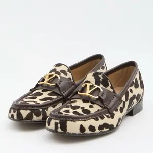 Valentino Garavani Leopard Print Loafers with V Logo Size 37.5