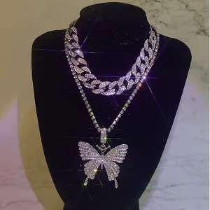 Fly Butterfly Chain 2pcs
