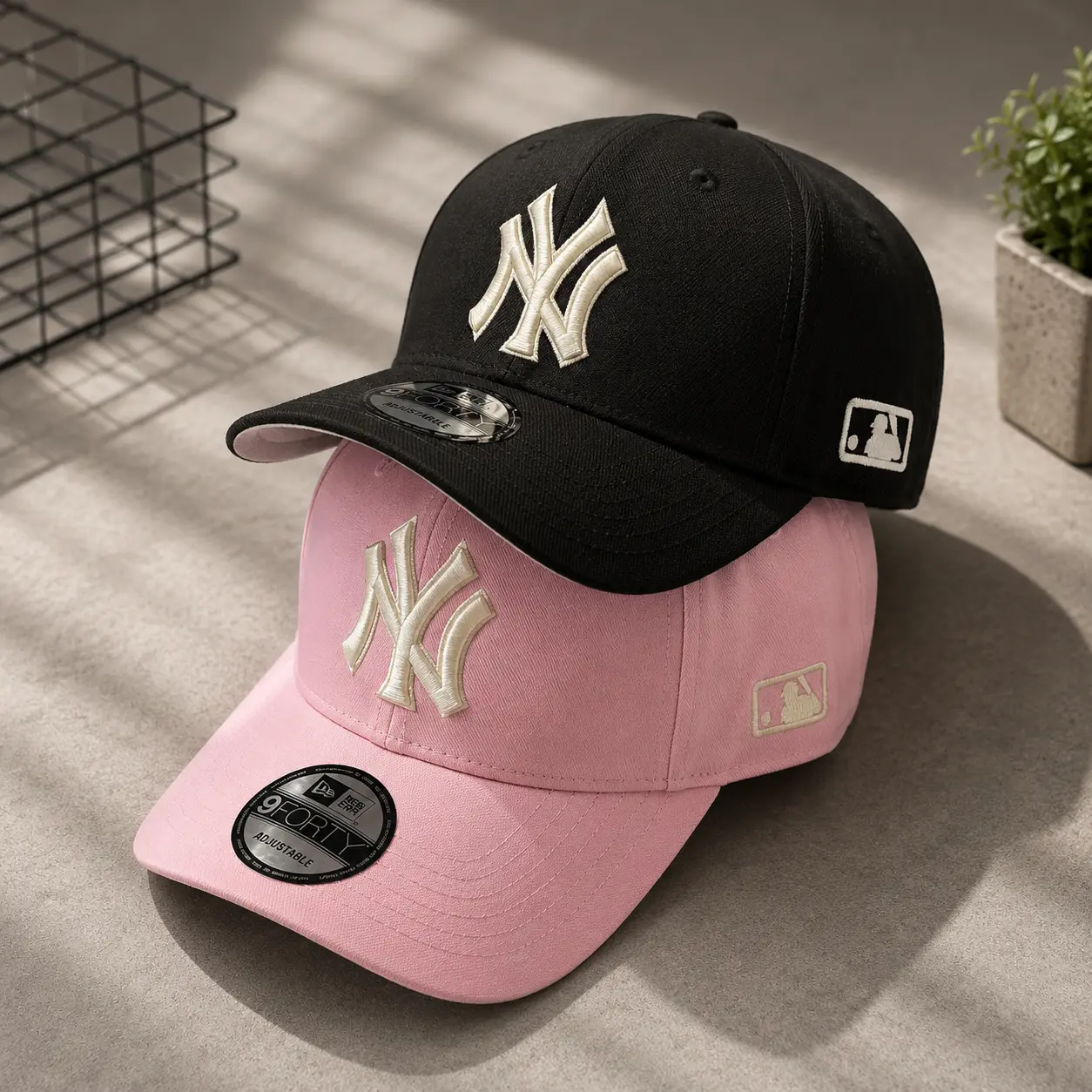New Era MLB New York Yankees 9FORTY Adjustable Dad Cap Raised Embroidered NY Logo Curved Brim Baseball Hat Streetwear Fan Gear Hip Hop Unisex Men's Women's Everyday Wear