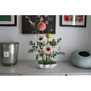 Powder Blue Ikebana Bowl – Modern Coastal Flower Arrangement