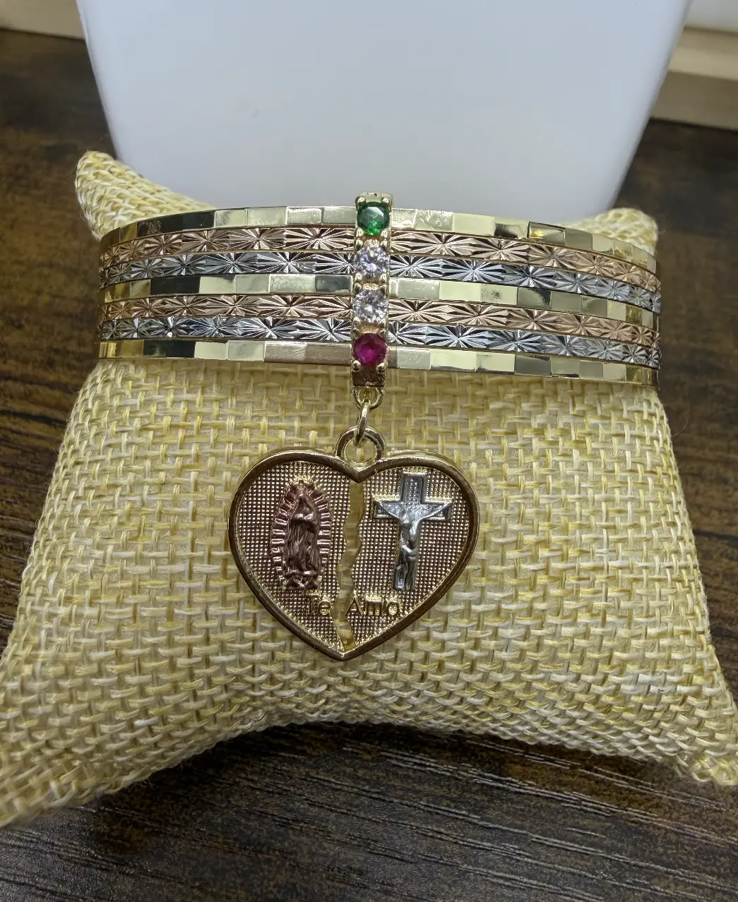 Juego de pulseras semanarios con dije en oro laminado Medida 7cm aproximadamente