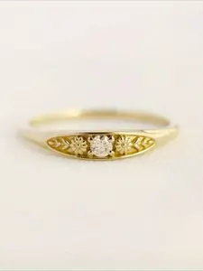 Elegant, simple and exquisite sunflower women's ring suitable for daily parties, banquets, engagements, brides, weddings, women's jewelry gifts