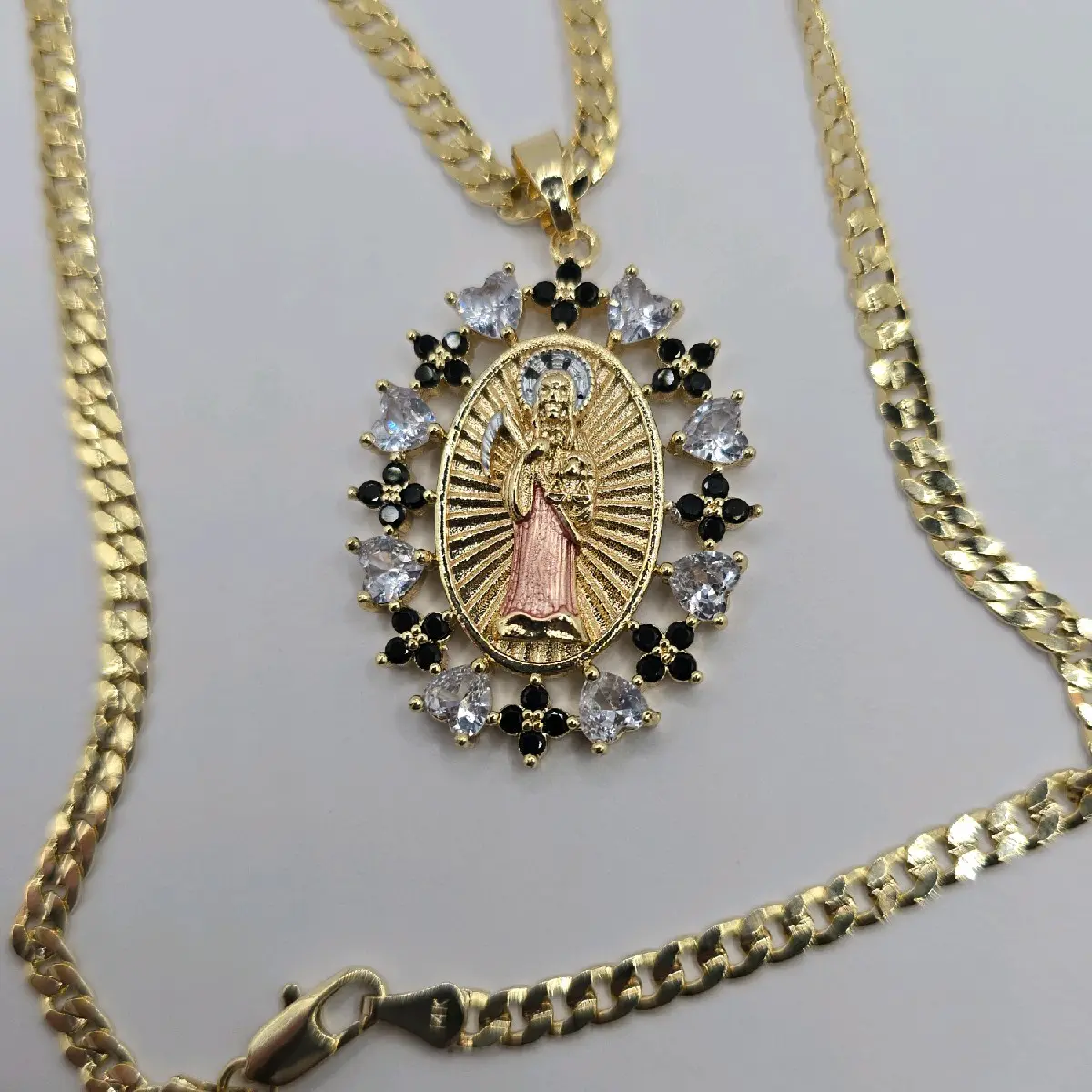 LA SANTA MUERTE fashion necklace Cuban link style black & white stones Gold-plated pendant three tones