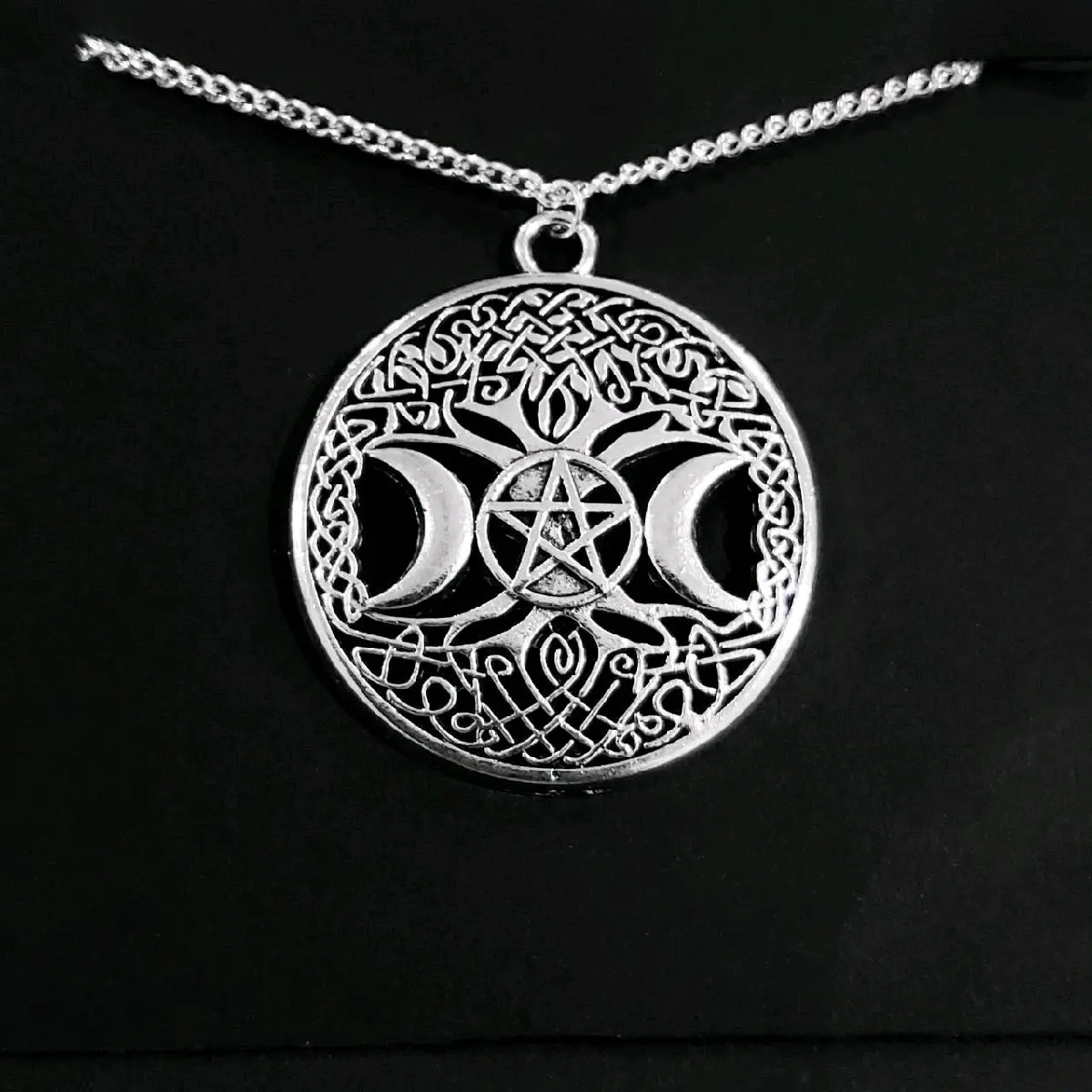 18" Silver Triple Moon Pentagram Necklace
