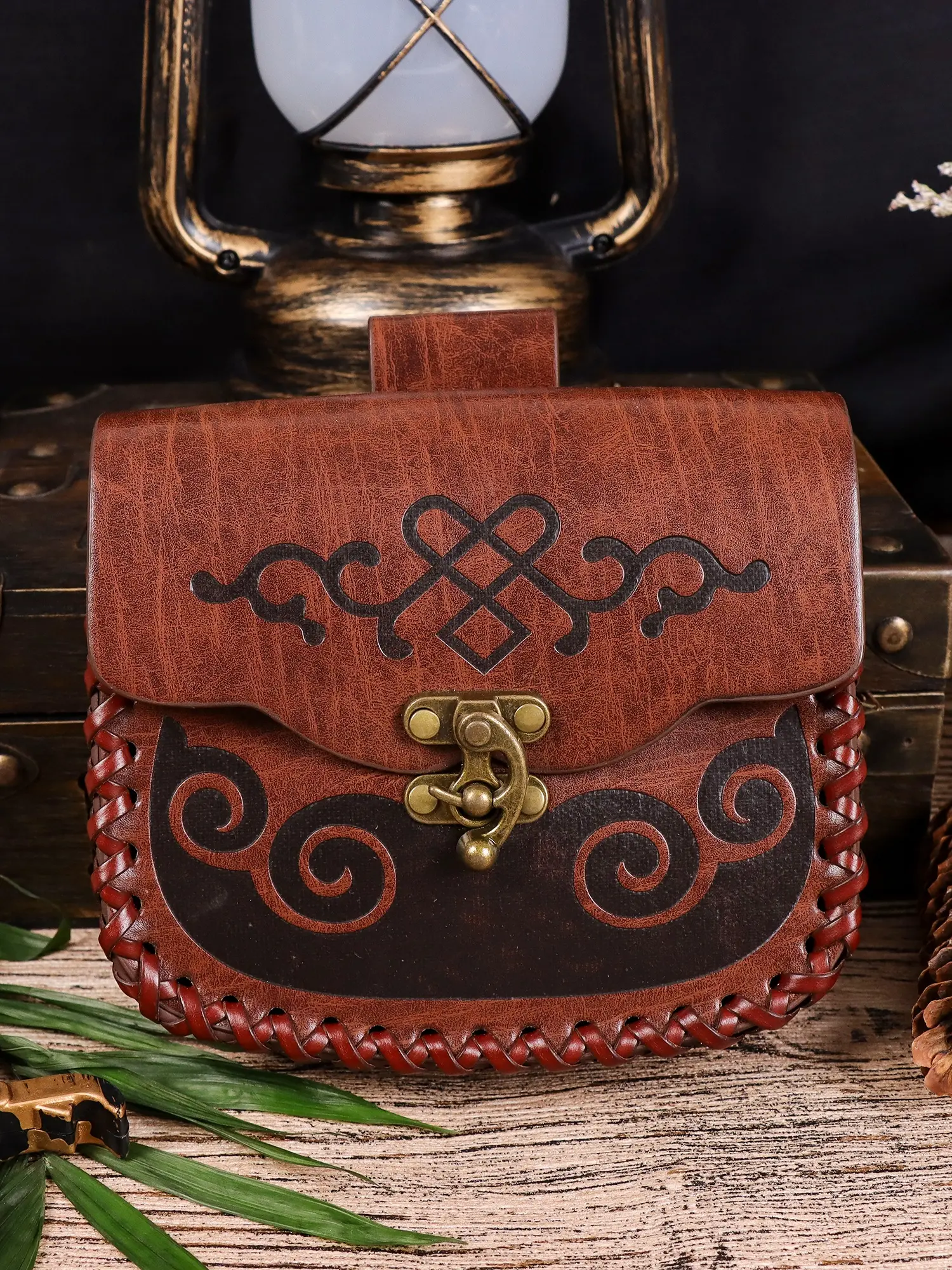 1pc Medieval Retro Print Bag PU Leather Belt Pouch For Renaissance Fantasy Goth Small Waist Bag Waist Packs Halloween Viking Faire LARP Forest Cosplay Prop Belt Bags PU Fanny Pack