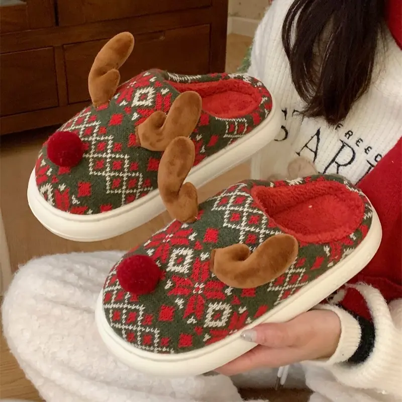XIXITIAO Women's Fuzzy Plush Christmas Reindeer Animal Slippers - Slip-On Character Style Fashion Fluffy House Slippers, Soft Cotton Indoor Home Autumn Winter Bedroom Footwear