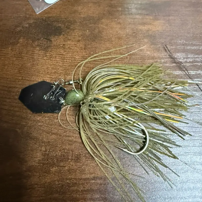 Bladed jig
