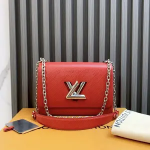 Pre-owned Louis Vuitton EPI Shoulder Bags 7.8'' R13969 Shoulder Bag C6843551329 1225 T1 Qiqi