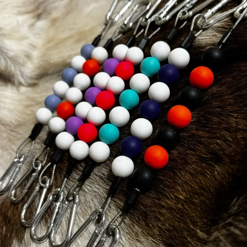 Beaded curb chains