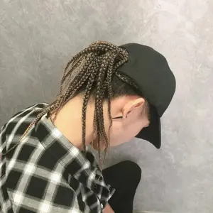 Hip-Hop Punk Baseball Cap with Braided Dreadlock Wig - Adjustable Snapback, High-Temperature Fiber, Black/Brown, 35.05cm & 44.96cm Lengths, Perfect for Motorcycle Style and Urban Fashion
