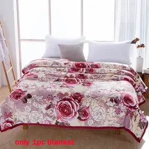 Vibrant Rose Pattern Blanket, Floral Blanket, Thick Warm Skin-Friendly Cloud Rabbit Fur Raschel Blanket, Retro Romantic Boho Style, Bedroom Bedding, Sofa Throw