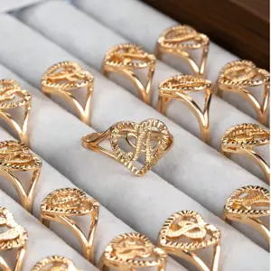 Vintage 26 Letter Initial Ring – Personalized Alphabet Ring, Classic Adjustable Jewelry Gift for Women & Girls