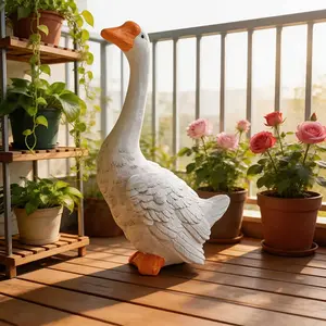 Large-sized  Porch Goose Statue, Garden Courtyard Resin Porch Goose Ornament, Garden Sculptures, Home Yard Lawn Decoration, Patio Fun Realistic Animal, Holiday Decor, Special Gift for Animal Lovers, Excellent Present