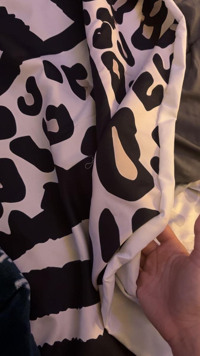 Item: Multi-color, 90x90inch/229x229cm