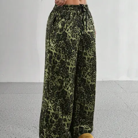 Women's Leopard Print Drawstring Waist Sweatpants, Casual Pocket Trousers for Daily Wear, Ladies Bottoms for All Seasons, Casual Streetwear Pants, Casual Loose Pants, Casual Fashion Comfy