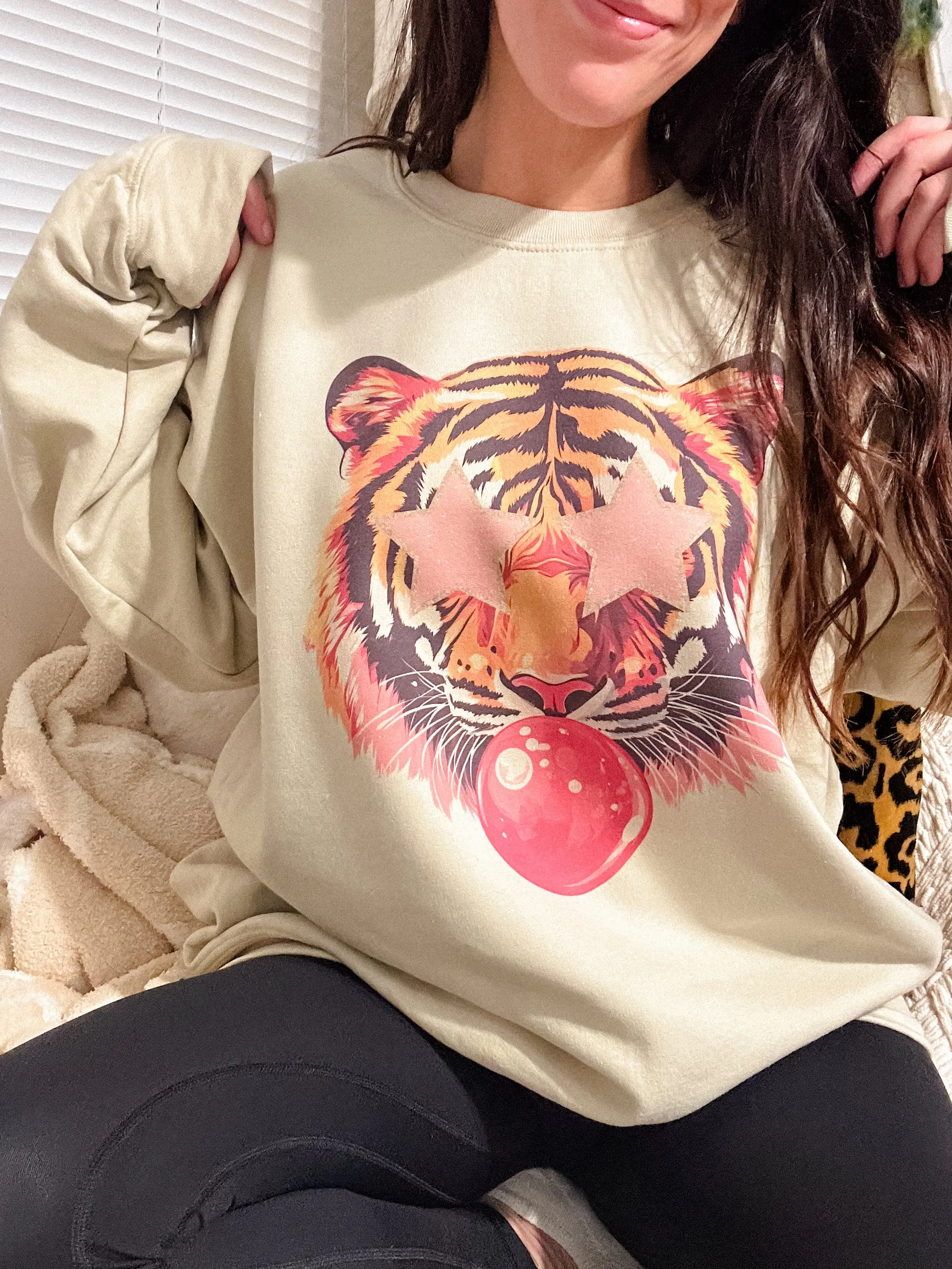 Tiger Bubble Graphic Top Tiger Bubble Graphic Top