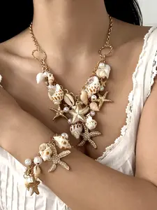 Fashion Women`s Summer Beach Shell Necklace, Bohemian Style Sea Star Conch Pearls Cluster Charms Collar Necklace, Coastal Vacation Accessory