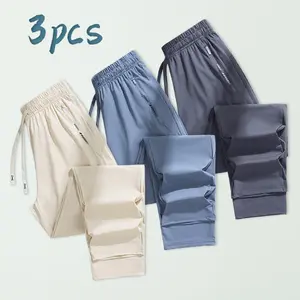 Men’s 3-pack lightweight athletic pants, soft wear-resistant fabric, elastic waistband, secure zippered pockets, all-day comfort, suitable for workouts and everyday outings