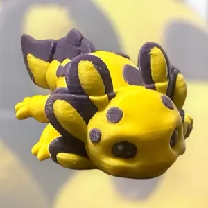 Baby Split: Tiny 3D-Printed Axolotl