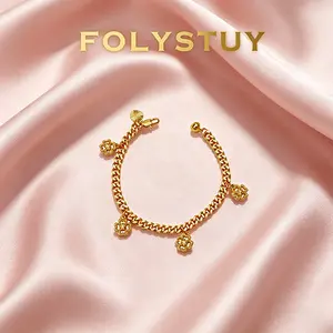 [Cuba + Four-Leaf Clover Bracelet 5.2 mm Width 19 cm Length 11 mm Clover Width Sand Gold Chain Jewelry] [FOLYSTUY(W163)]