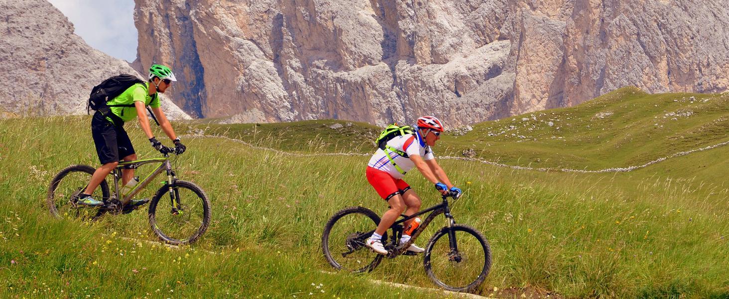 BUCKLOS SPD Pedals PD-M680 Mountain Bike Clip in SPD Flat Combo Dual Sided Pedals - Road Bike MTB Clipless Sealed Bearing Bicycle Clips Pedal Compatible with Shimano SPD Cleats  bike parts pedal bike ebike