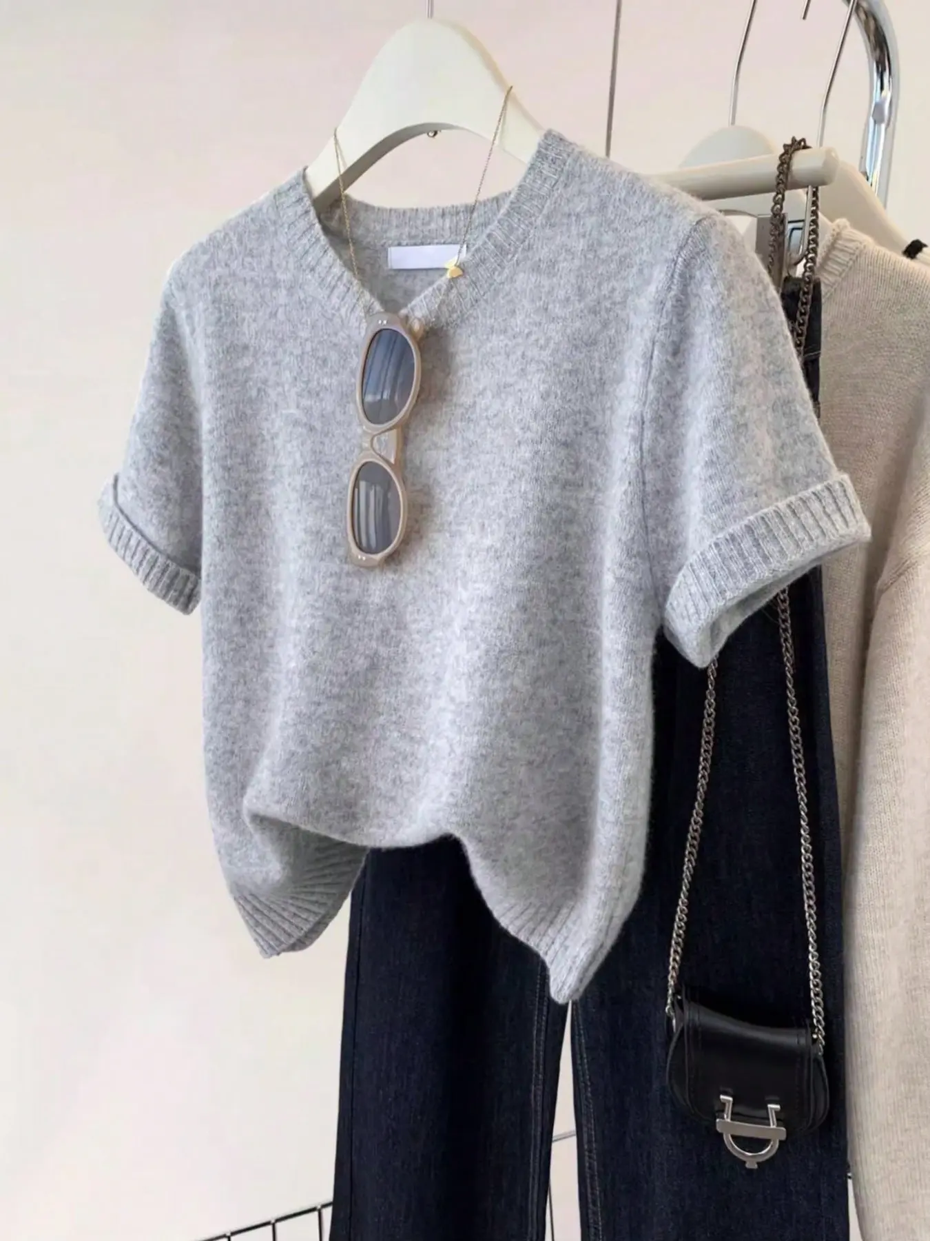Casual Knit Top, Basic Knitwear, Fashion Knitwear, Casual Fabric Knitwear, Knit Sweater Tops, Short Round Neck Design, Drop Shoulder Sleeve Style, Knitted Edge Decoration, Comfortable Summer Essential, Womenswear, Fit