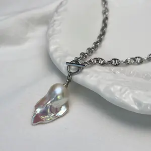 Genuine Baroque Pearl Necklace Unisex Pearl Jewelry Wide Tail Shiny Luster Flawless Baroque King Pearl with Pig Nose Element 18'' OT Closure 18K Plated